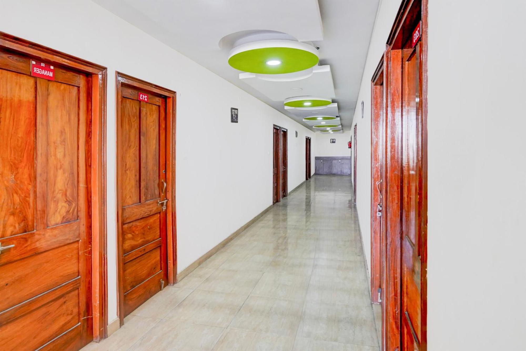 Super Hotel O Jwalapur Near Prem Ashram หริทวาร ภายนอก รูปภาพ